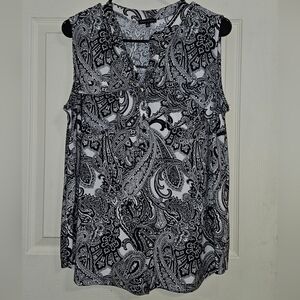 Ava & Grace Monochrome Paisley Sleeveless Top